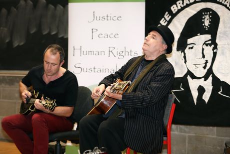 Joe Black & friend perform Friday night  (thanks to Tatyana Turchina for pic)
