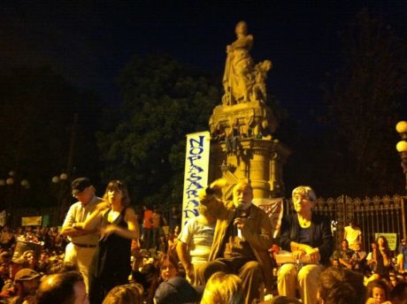 Click on image to see full-sized version No Passaran - They will not pass. The people of Barcelona have had enough