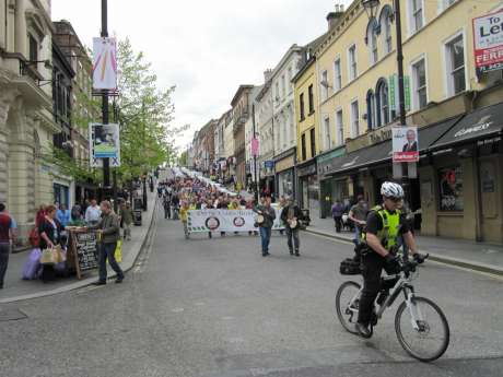 the policeman in this begged me to put his photo on indymedia, but declined to give me his name