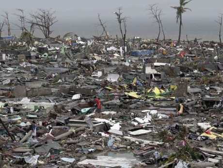 Click on image to see full-sized version 2013supertyphoonhaiyanyolandataclobanphilippines.jpg